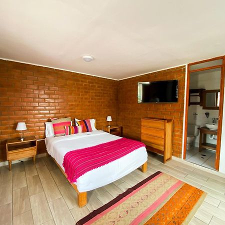 Tupac Huaraz Hostel Ngoại thất bức ảnh
