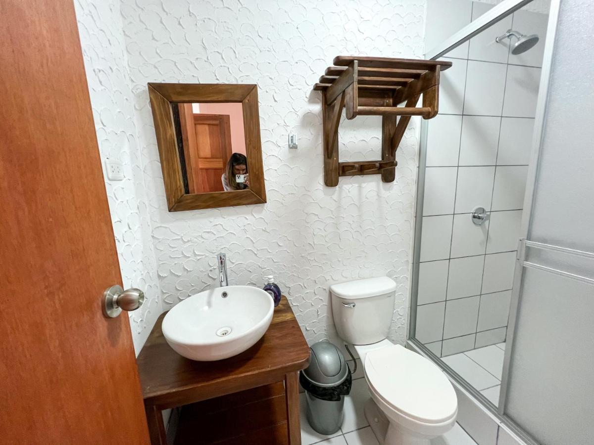 Tupac Huaraz Hostel Ngoại thất bức ảnh