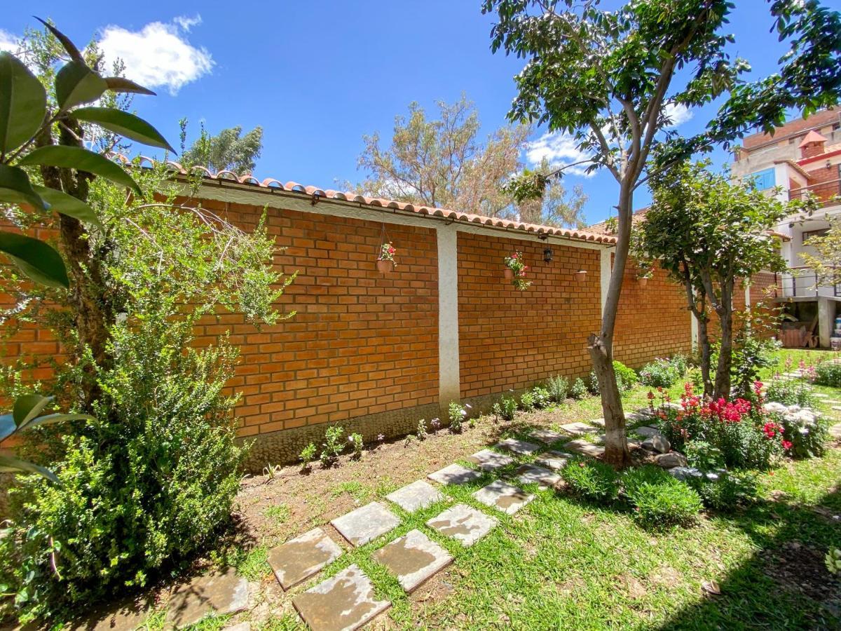 Tupac Huaraz Hostel Ngoại thất bức ảnh
