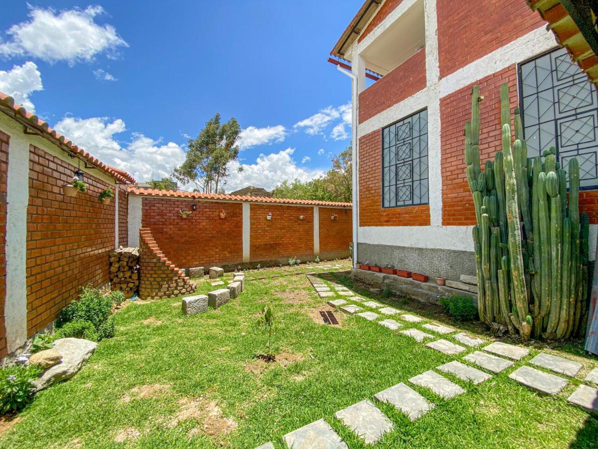 Tupac Huaraz Hostel Ngoại thất bức ảnh
