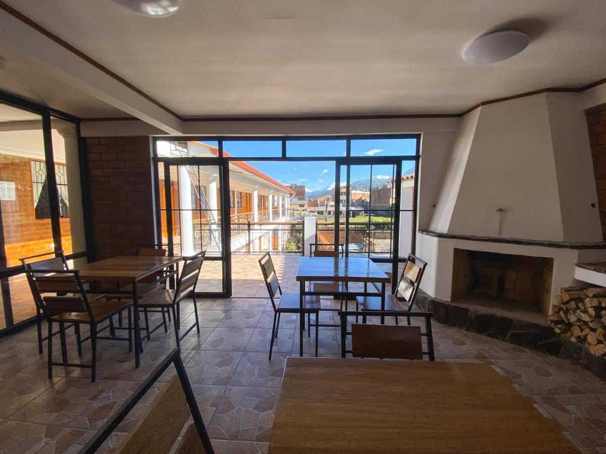 Tupac Huaraz Hostel Ngoại thất bức ảnh