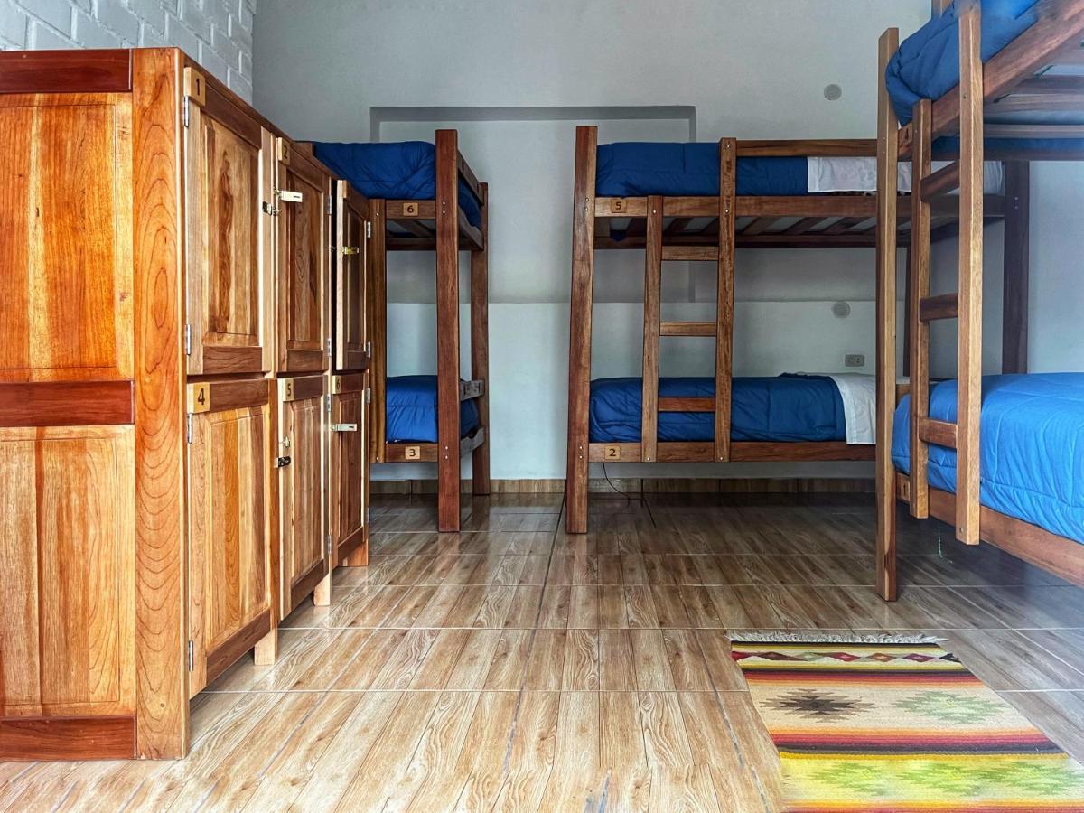 Tupac Huaraz Hostel Ngoại thất bức ảnh