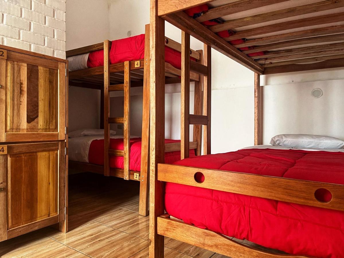 Tupac Huaraz Hostel Ngoại thất bức ảnh